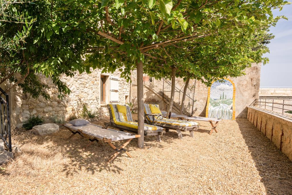 Relais De Tamaroque Bed & Breakfast Portel-des-Corbieres Екстериор снимка